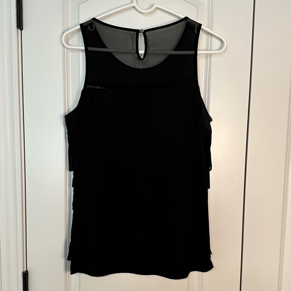 EXPRESS Women's Layer Tiered Pleated Silky Tank Top - Picture 7 of 7